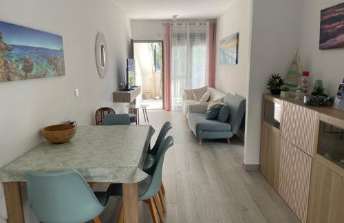 Frontsea Beach bungalow with swiming pool and long terrace - Foto 31