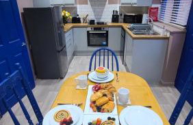 Dovetails, short drive from Alton Towers and Uttoxeter racecourse Games room with Wii and football table - Foto 3