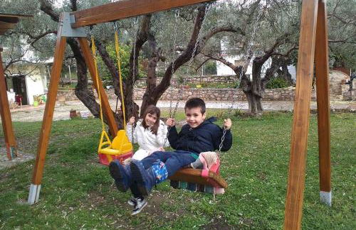 Rent Rooms Alexiou - Photo 35