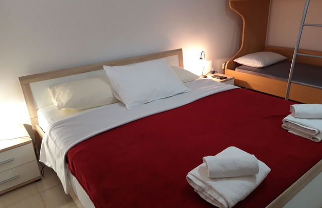 Sasa Apartments Kastel Stafilic Croatia - Foto 3