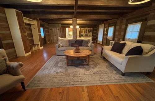 The Hilltop Cabin - Foto 9