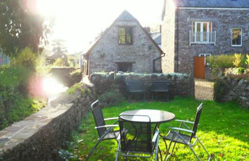 Penybont Barn - Photo 18