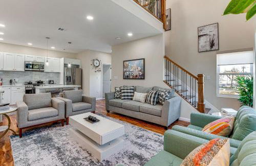 Luxe Newark Retreat with Rooftop Deck Pets Welcome! - Foto 6