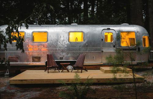 Waterfront, Pet Friendly Airstream near Lake George in the Adirondack, New York - Foto 1