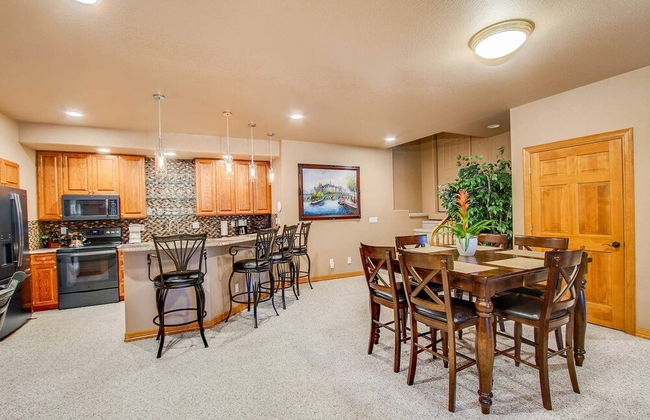 3bdwhere the Foxes Runluxurious, Usaf Academy - Foto 36