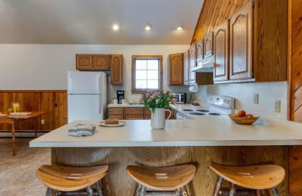 Scenic Catskills Retreat • Pool Hot Tub Game Room Lake Views Mountainview Estate by AvantStay - Foto 27