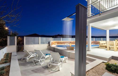 Luxury Villa Ivana - Photo 26