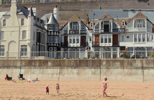 Seaside Beach House and Smugglers Caves - Foto 2