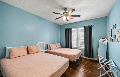 Port Side at M Historic Lost Bayou Retreat Walk to Beach Sleeps 6 - Foto 19