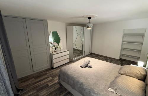 Jolie Maison spacieuse 6 min Centre Auxerre - Foto 8