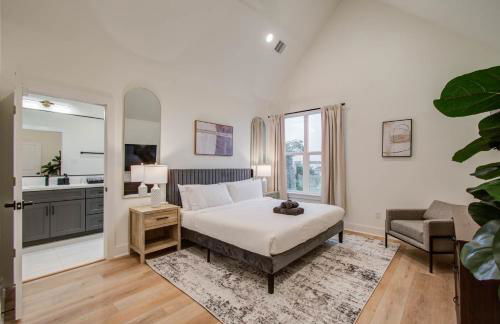 Chic & Central 3BD Townhouse Mins to DT & Midtown - Foto 16