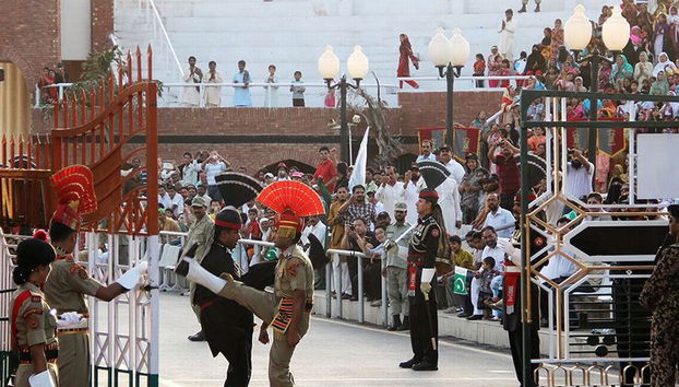 Visita à Fronteira de Wagah - Tour Privado de Meio Dia - Foto 3