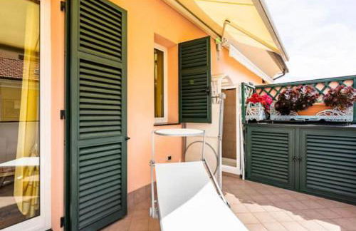 Bilocale affrescato con box privato & spiaggia a 150m - Foto 18