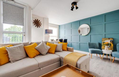 Brimmond Homes - nr to Univ, Hospitals, o2 Apollo, PLAB & 7 mins to City Centre - Stylish, Modern & Secure 2 Bed, 2 Bath Apt with Allocated Free Parking - Foto 1