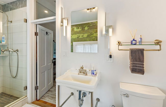 Barclay Klum House by WanderLodges - Foto 18