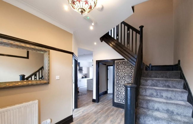 Stylish King Bed Suite Free Parking Large Patio - Foto 17