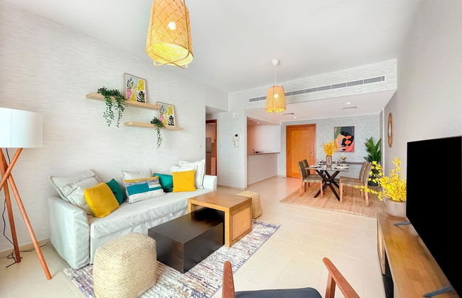 Spectacular 1BR Community View - Photo 1