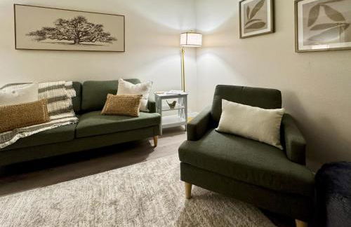 WiFi - Pet Friendly - Laundry - Short - Long Term - Foto 9