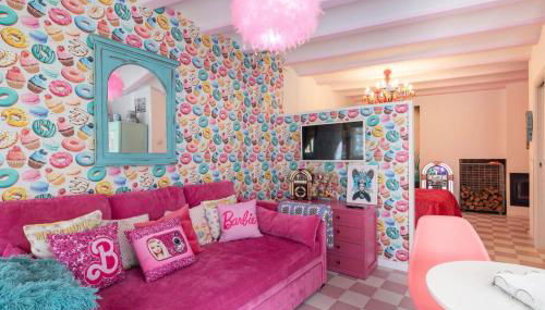 La Suite Años 50 La casa Barbie, bañera y chimenea de leña - Foto 3