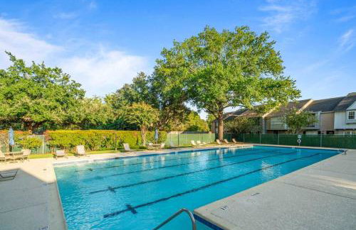 Townhome - Convenient Location - Foto 41