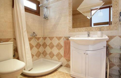 Luxury villa with stunning seaviews and pool - Foto 36