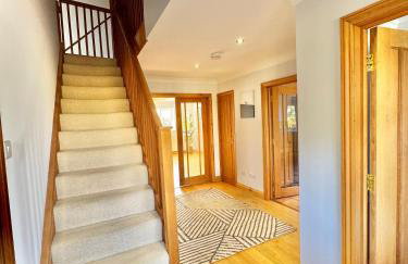 Stunning 7 Bedroom Escape Near New Forest and Beach - Large Garden - Serene Setting - Sleeps 14 - Foto 21