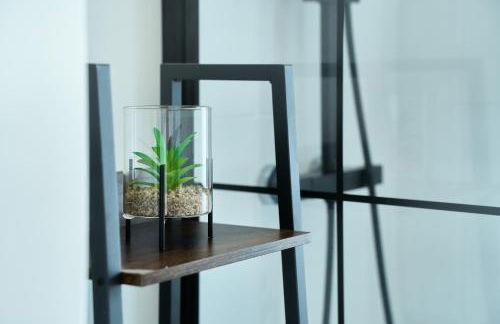 Cosy 2BR Cottage Steps to Town & Peak District - Photo 25