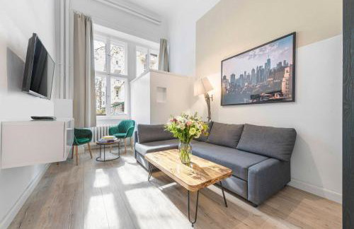 The Düsseldorfer, 1 BR, 1 living room, group & family friendly, ideal for 2 - 4 Guests - Photo 2