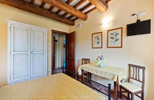 Beautiful Villa in Belforte All'isauro With Swimming Pool - Foto 26