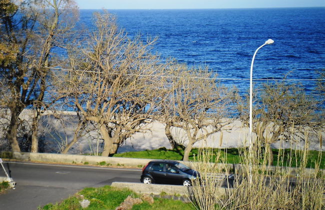 Two Rooms 30 Meters From the sea Near Etna and Taormina and Catania - Foto 16