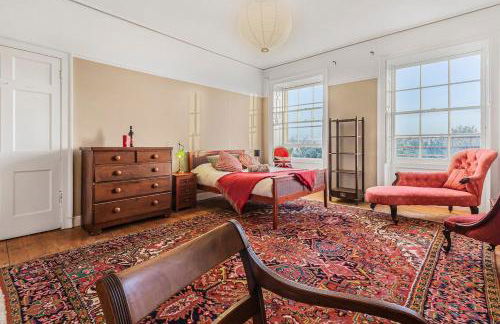 Spaceship 4 Luxury 4 BR by AltoLuxoExperience Short Lets & Serviced Accommodation With Free Wifi & Parking - Foto 4