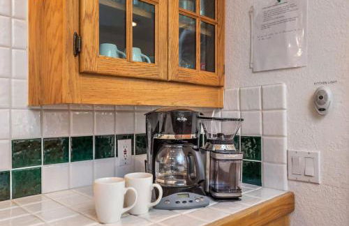 Lovely Tudor Home With Pool & Spa Near Russian River - Foto 25