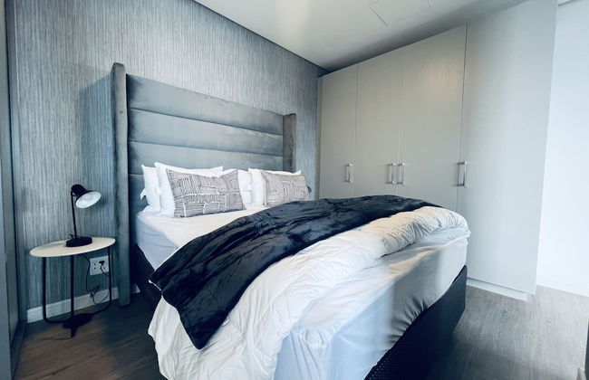 The Median Apartments - Photo 14