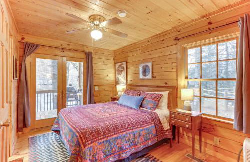 Toccoa Waterfront Hideaway Hot Tub and Fire Pit! - Foto 10