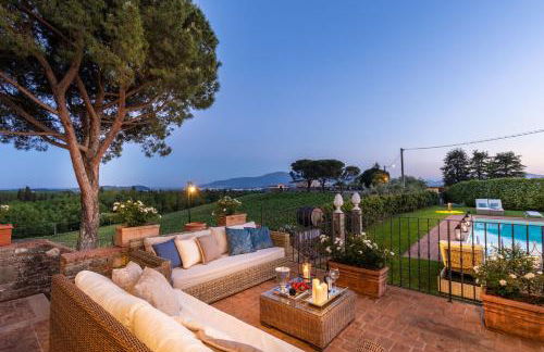 Fattoria Camigliano, Luxury Farmhouse with Pool inside a Wine Estate - Foto 5