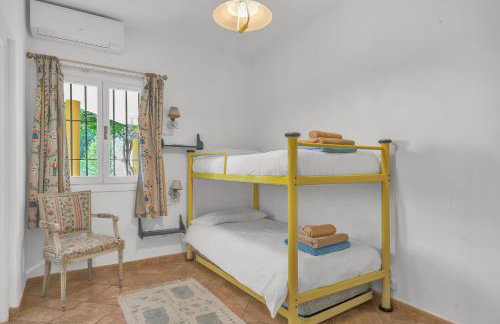 Villa Arin - Beachside Family Home by Finest Rentals - Photo 51
