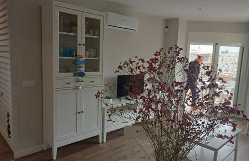 SEAFRONT APARTMENT PINEDA BEACH - Foto 16