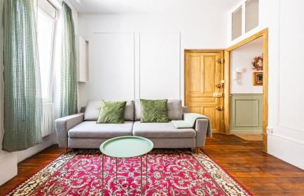 Appartement cosy avec terrasse, accès gare Dijon à pied - Foto 1