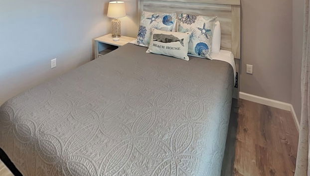 Shark's Tooth Beachfront - Foto 3, Habitación