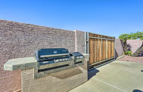 2 Mi to State Farm Stadium! Family-Friendly Home - Photo 27