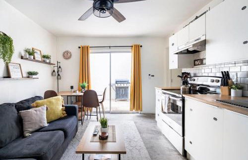 Bright 2BR Oasis Desert Charm and BBQ Nights - Foto 32