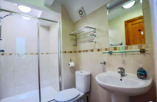 Lodge Nine for 6 with Hot Tub - Spa Resort in Devon - Foto 19