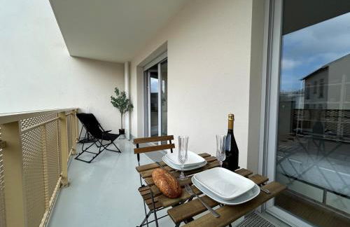 Bleuets studio cosy neuf terrasse proche centre - Foto 10