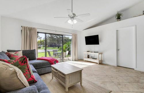 PGA National Getaway Cozy Club Cottage - Foto 25