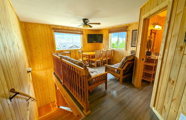 Yellowstone's Treasure Cabins - Photo 76