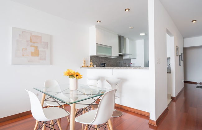 GLOBALSTAY. Ocean View Apartments. Pool. Gym - Photo 21