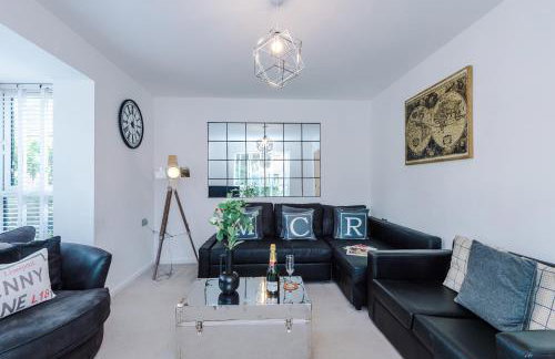 Stunning Riverside 3-Bed Home by 53 Degrees Property in Manchester with Garden & FREE Parking! - Foto 2