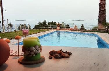 Spacious, Shiny, SeaView Villa, in Theologos - Foto 6