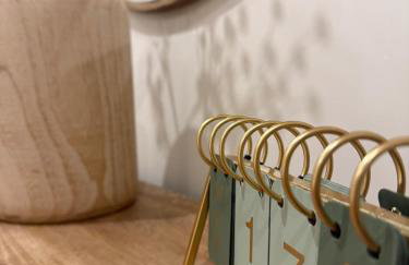 Home away from home in Glasgow - Free Street Parking - Photo 2