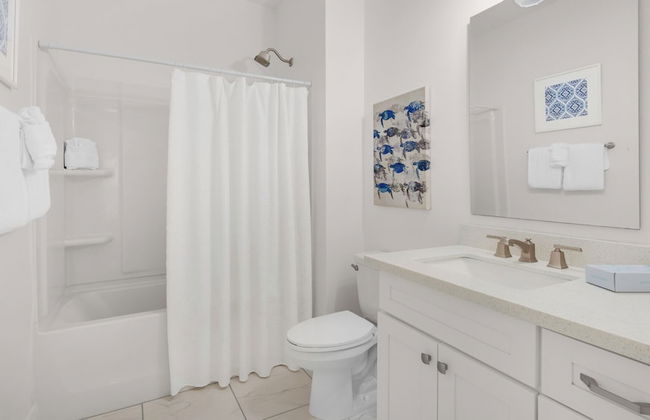 Beautiful Coastal Chic Home for 9 + Neighborhood Pool in Panama City Beach - Foto 18